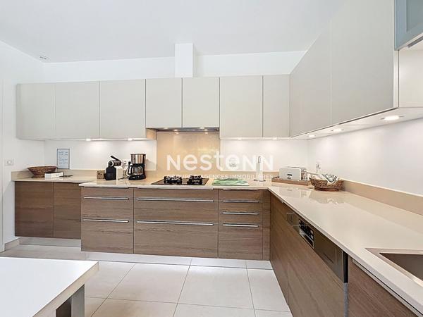 GOLFE-JUAN - Maison 108 m² - 5 pièces - Plain-pied - Proche mer - Sud - Parking - Jardin