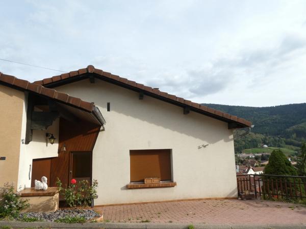 BUSSANG (88) Maison à vendre T6 pièces de 130m² terrain 1100m².