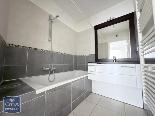 Appartement à vendre 3 pièces 62m² Antibes (06600)