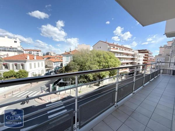 Appartement à vendre 3 pièces 62m² Antibes (06600)