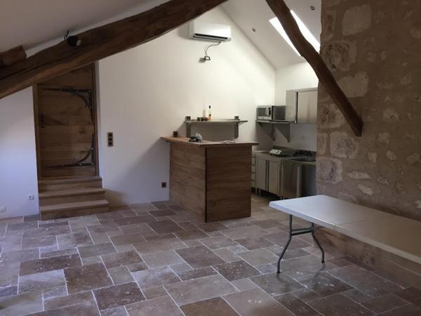 Magnifique ensemble appartement, commerce, grange