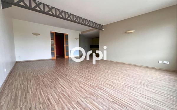 Appartement à vendre    3 pièces • 92 m2 Roncq