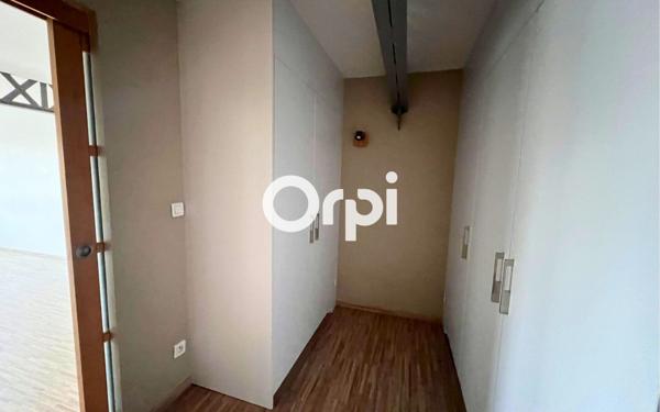 Appartement à vendre    3 pièces • 92 m2 Roncq