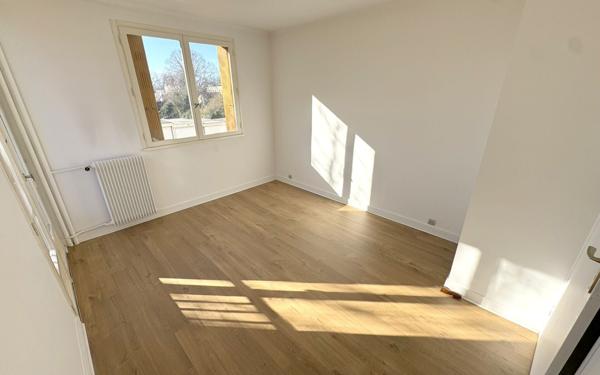 Appartement à vendre    3 pièces • 56,38 m2 Villeparisis