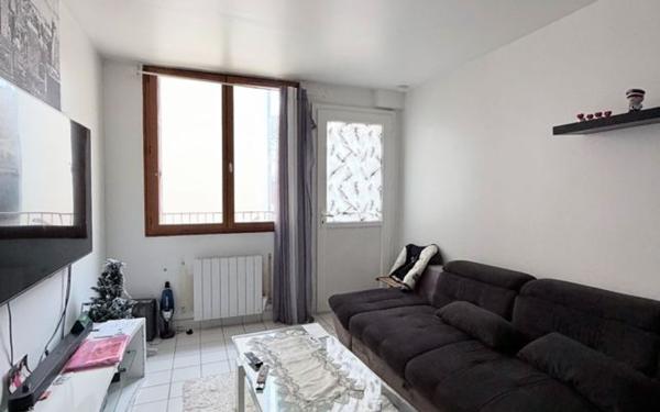Appartement à vendre    2 pièces • 29,73 m2 Saint-Maur-des-Fossés