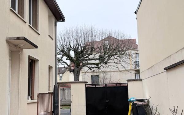 Appartement à vendre    2 pièces • 29,73 m2 Saint-Maur-des-Fossés