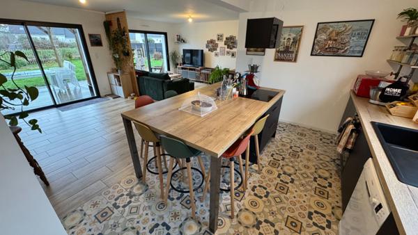 EXCLUSIVITÉ Erdeven - Belle contemporaine avec 5 chambres à deux pas du bourg