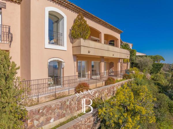 Mandelieu-la-Napoule, Villa 4 Chambres -  289 m² à vendre