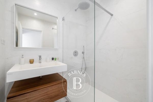 Mandelieu-la-Napoule, Villa 4 Chambres -  289 m² à vendre