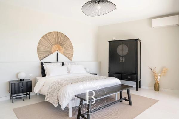 Mandelieu-la-Napoule, Villa 4 Chambres -  289 m² à vendre
