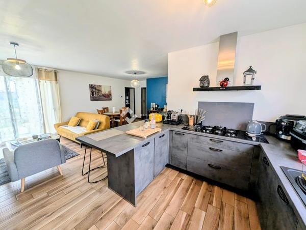Maison plain pied, Poitiers Merigotte, 87m2, 3 chambres, jardin.