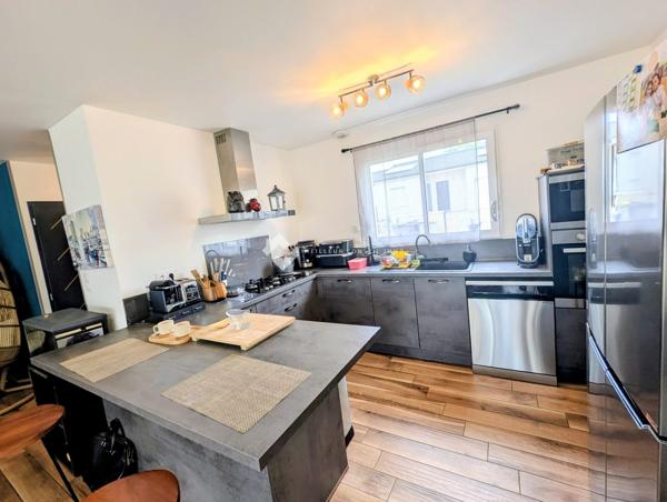 Maison plain pied, Poitiers Merigotte, 87m2, 3 chambres, jardin.