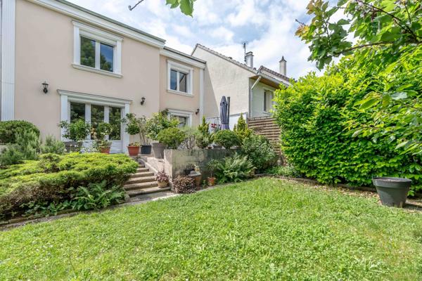 Ormesson Sur Marne 94490 - Maison 179 m² - 3 chambres - Jardin - Box - Cave