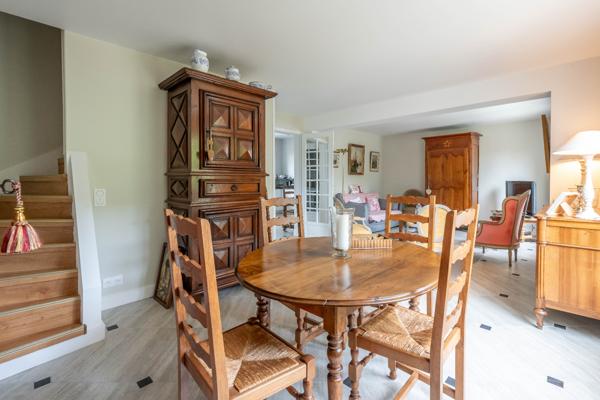 Ormesson Sur Marne 94490 - Maison 179 m² - 3 chambres - Jardin - Box - Cave