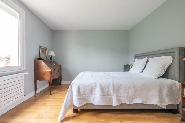 Ormesson Sur Marne 94490 - Maison 179 m² - 3 chambres - Jardin - Box - Cave