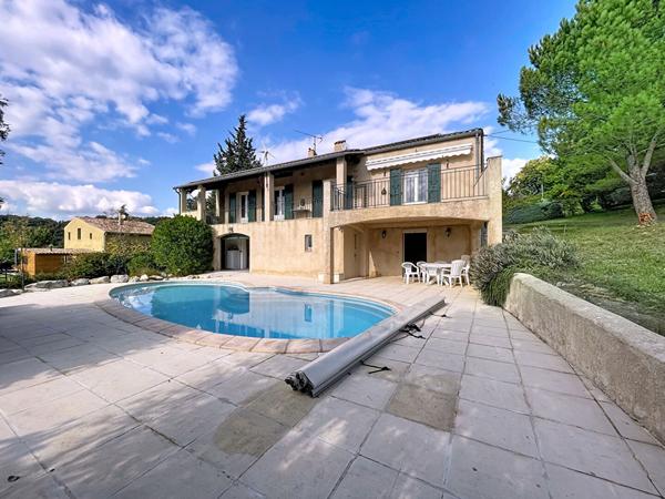 Maison Montagnac Montpezat 219 m², 4 pièces, sous sol, piscine