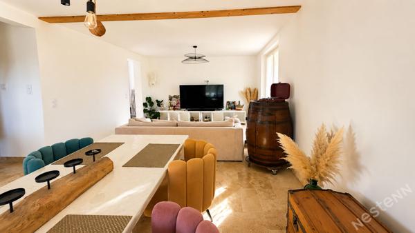 Une maison idéale pour une famille à la recherche d'espace, de tranquillité et de proximité immédiate avec Bergerac.