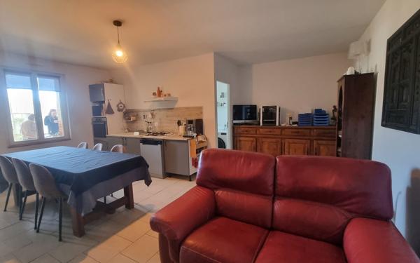 Immeuble à vendre    7 pièces • 200 m2 Montech