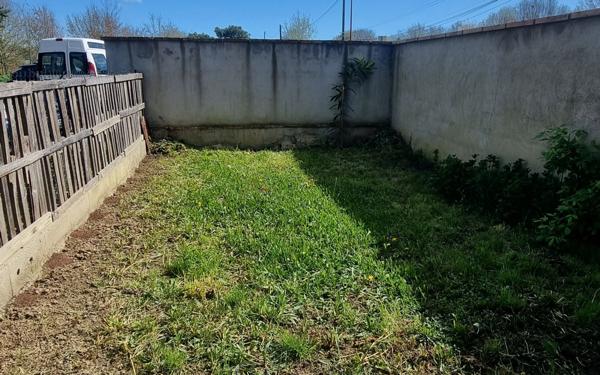 Immeuble à vendre    7 pièces • 200 m2 Montech