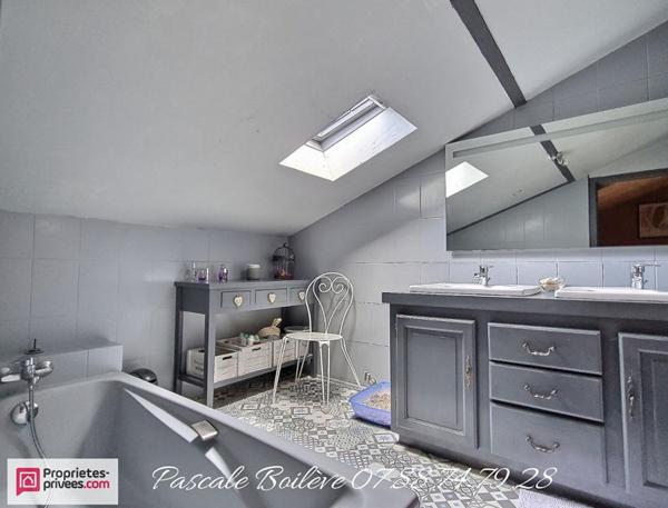 Charmante maison 5 chambres avec vie de plain-pied - VERNANTES (49390)