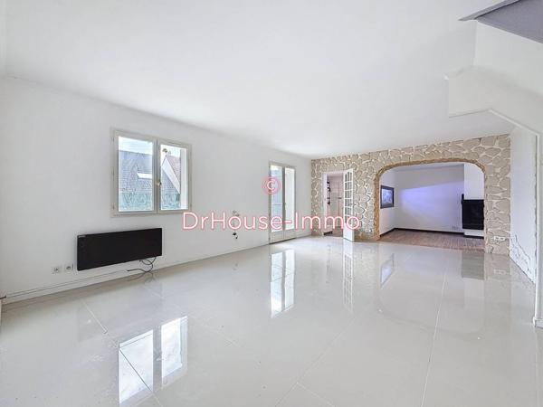 Maison à louer 6 pièces de 135 m²