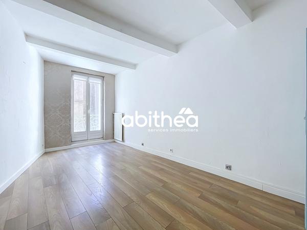 Maison de caractère 260 m² avec terrasse et garage – Centre historique de Béziers