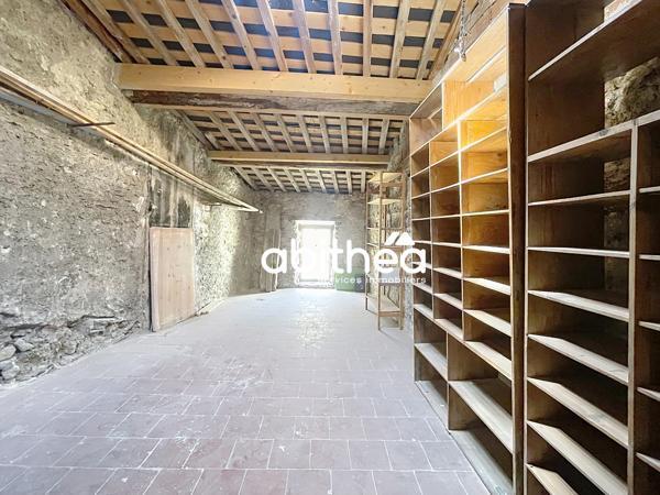 Maison de caractère 260 m² avec terrasse et garage – Centre historique de Béziers