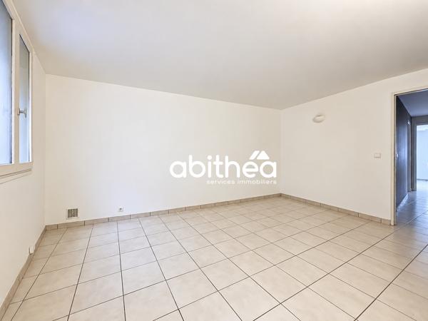 Maison de caractère 260 m² avec terrasse et garage – Centre historique de Béziers