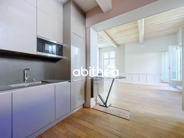 Maison de caractère 260 m² avec terrasse et garage – Centre historique de Béziers