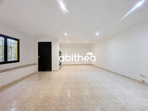 Maison de caractère 260 m² avec terrasse et garage – Centre historique de Béziers