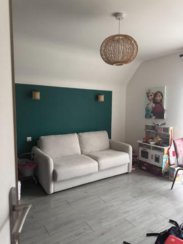 Belle Maison moderne et familiale à MELLAC avec 5 Chambres