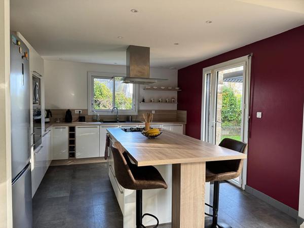 Belle Maison moderne et familiale à MELLAC avec 5 Chambres