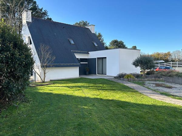 Belle Maison moderne et familiale à MELLAC avec 5 Chambres