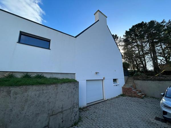 Belle Maison moderne et familiale à MELLAC avec 5 Chambres
