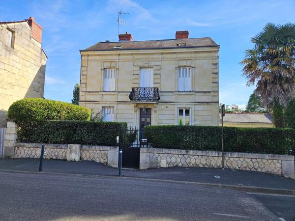 Maison à SAUMUR, 49400 - 7 pièces 165m²
