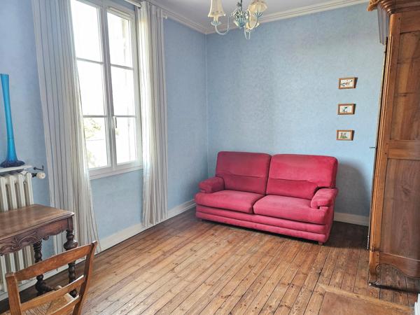 Maison à SAUMUR, 49400 - 7 pièces 165m²