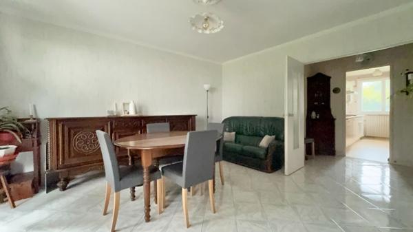 Appartement Corbeil Essonnes 3 pièce(s) 63.41 m2