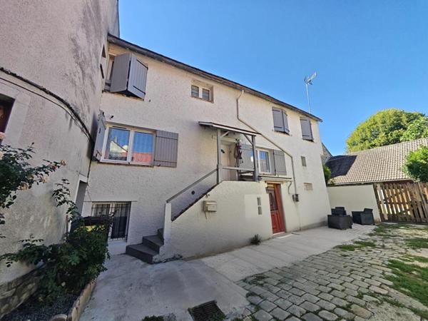 Maison de ville 5 pièces, 132.8m² avec terrasse, dépendance & espace Spa et Balnéo
