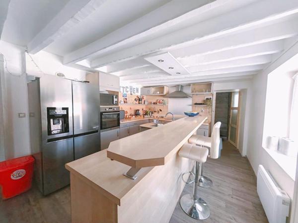 Maison de ville 5 pièces, 132.8m² avec terrasse, dépendance & espace Spa et Balnéo