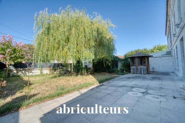Maison de caractère 242 m² Saintes