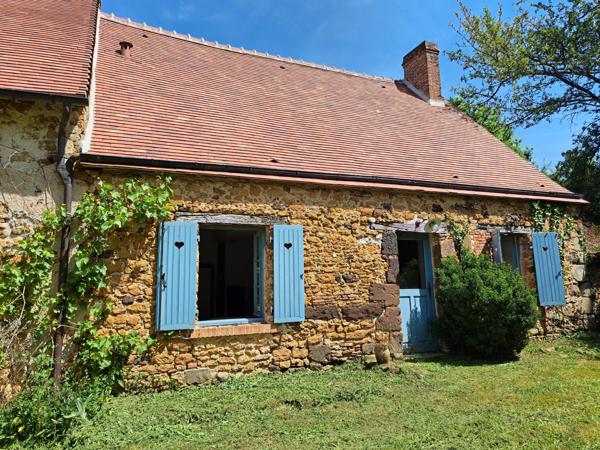 Maison de campagne rénovée comprenant 4 ou 5 chambres