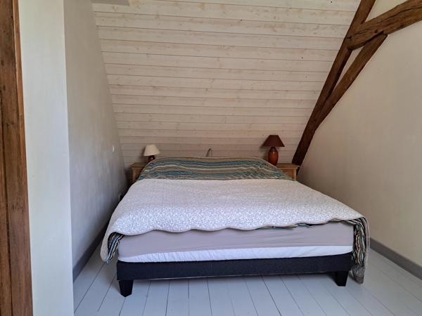 Maison de campagne rénovée comprenant 4 ou 5 chambres