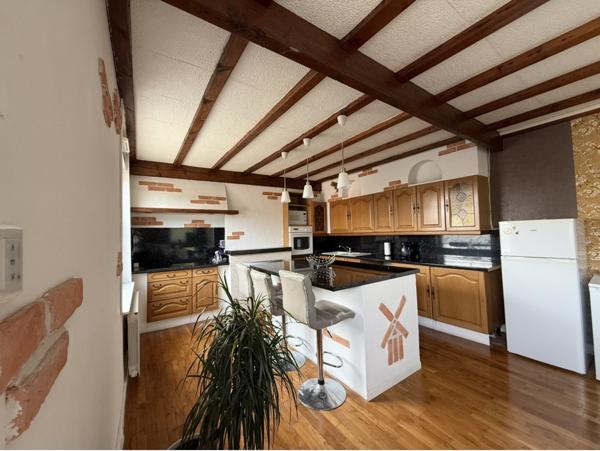Immeuble 8 pièces - 250 m²