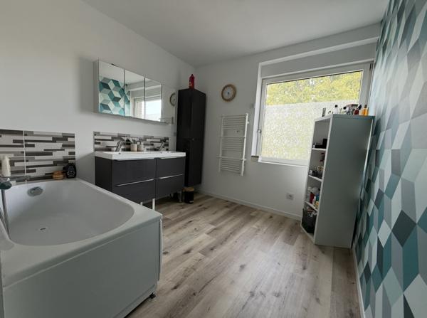 Immeuble 8 pièces - 250 m²