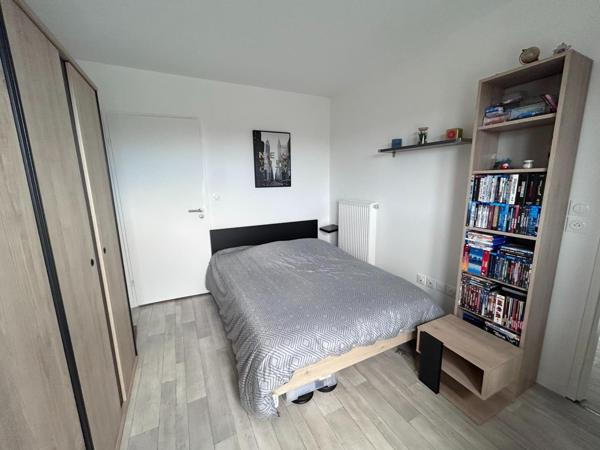 APPARTEMENT T2 RESIDENCE RECENTE + STATIONNEMENT
