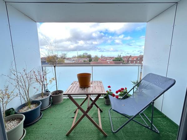 APPARTEMENT T2 RESIDENCE RECENTE + STATIONNEMENT