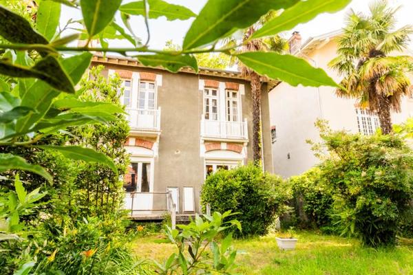 Maison à vendre 493 500 € Pau 7 p 202 m² DPE D