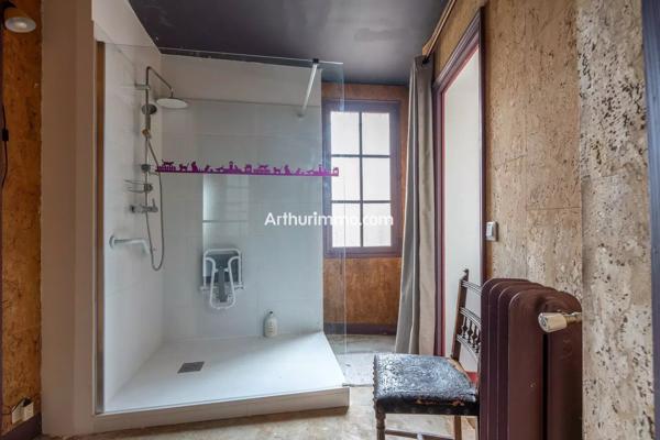 Vente                                                      Maison
                        
                     12 pièces                      320 m2                     à Sucy-en-Brie