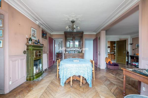 Vente                                                      Maison
                        
                     12 pièces                      320 m2                     à Sucy-en-Brie
