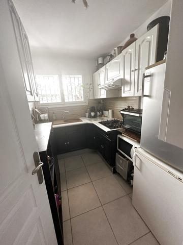 La Seyne-sur-Mer (83500) Appartement rez de jardin avec stationnement